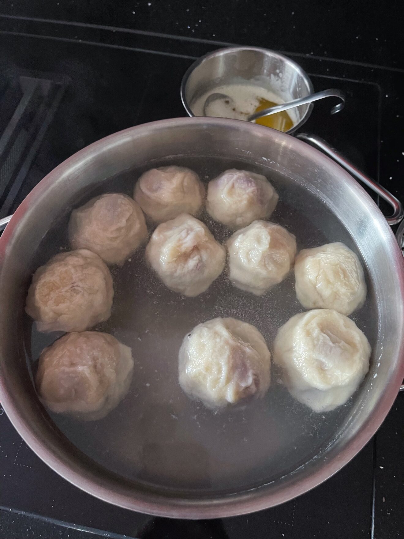 Pflaumenknödel - ODETTE KOCHT